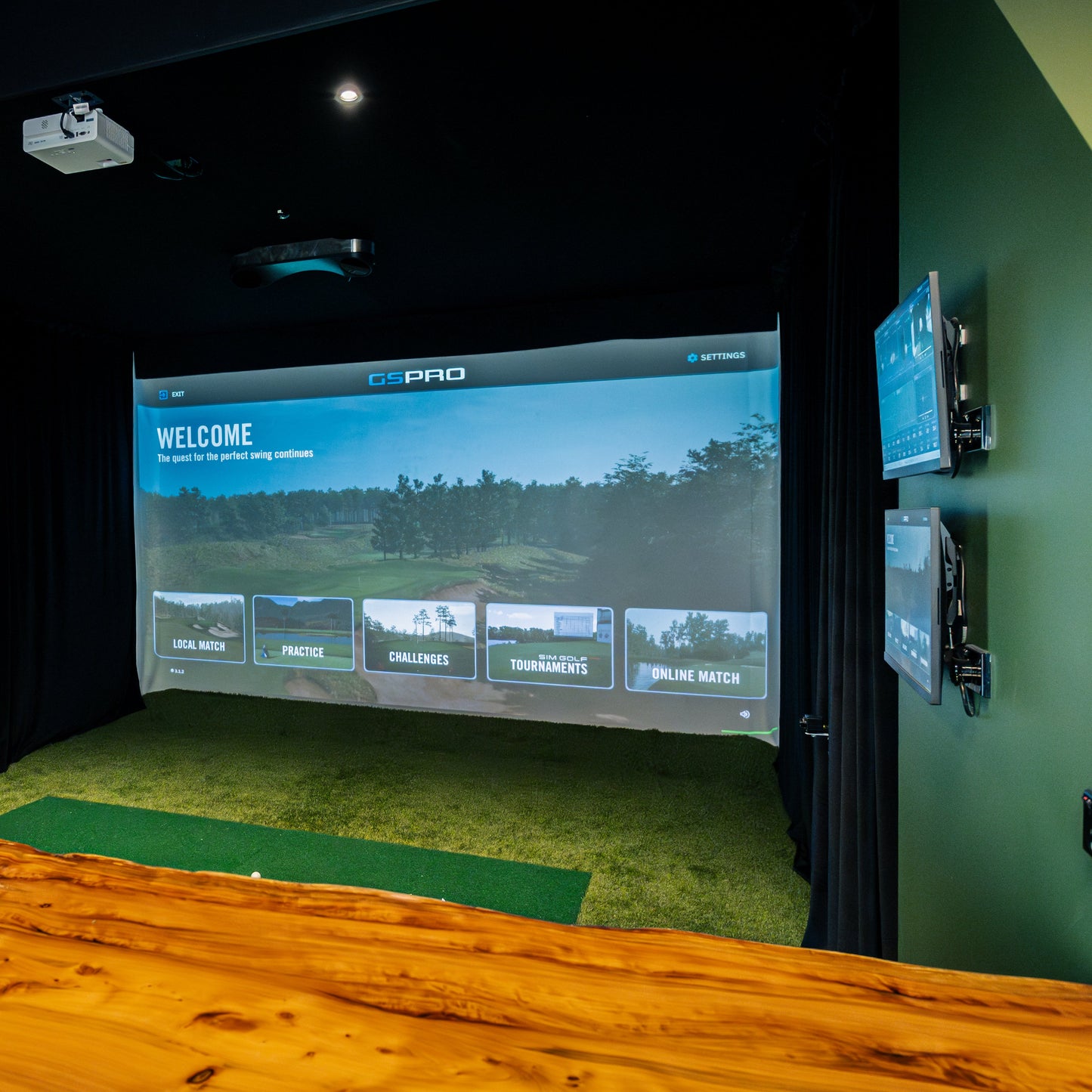 The Ultimate Golf Experience Package – Hit the Greens & Play Like a Pro!