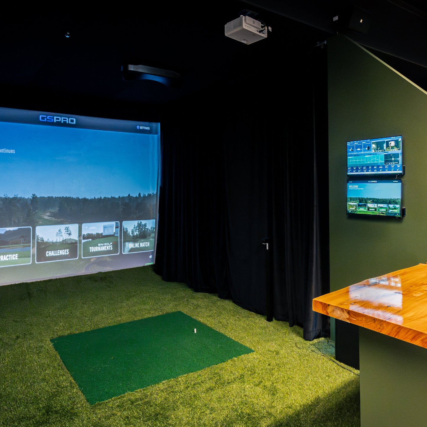 The Ultimate Golf Experience Package – Hit the Greens & Play Like a Pro!